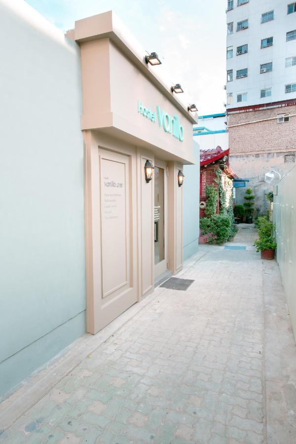 Hostel Vanilla 1 Dongdaemun Seoul Bagian luar foto